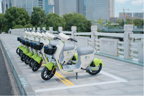 共享電動車需不需要駕照？